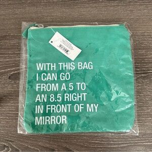 About Face Designs Go from 5 to 8.5 Cosmetic Bag